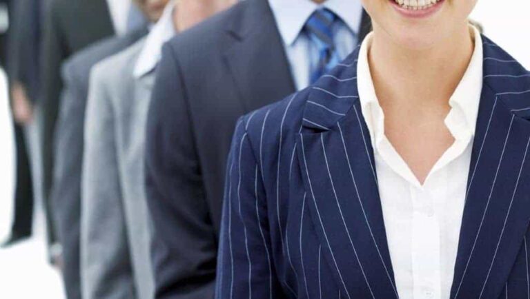 beyaz yakali nedir beyaz yakali kimlere nedir