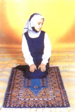 Kadın namaz oturuş şekli