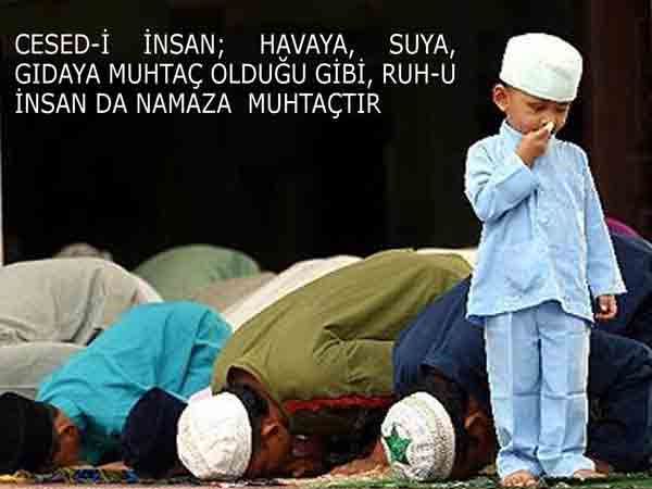 Namaz kılanların resimleri buraya