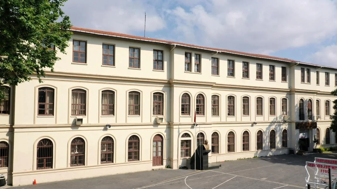 Bu görselin içeriği en iyi liseler, türkiye nin en iyi liseleri, türkiyenin en iyi liseleri, istanbul en iyi liseler, ankara en iyi liseler, en iyi fen liseleri, türkiye deki en iyi liseler, türkiye en iyi liseler, en iyi liseler ve puanları, turkiyenin en iyi liseleri konuları ile ilgilidir.