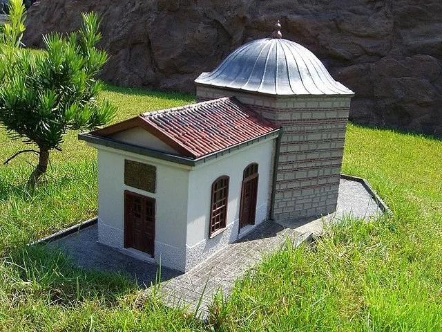 ertugrul gazi turbesi 1 640